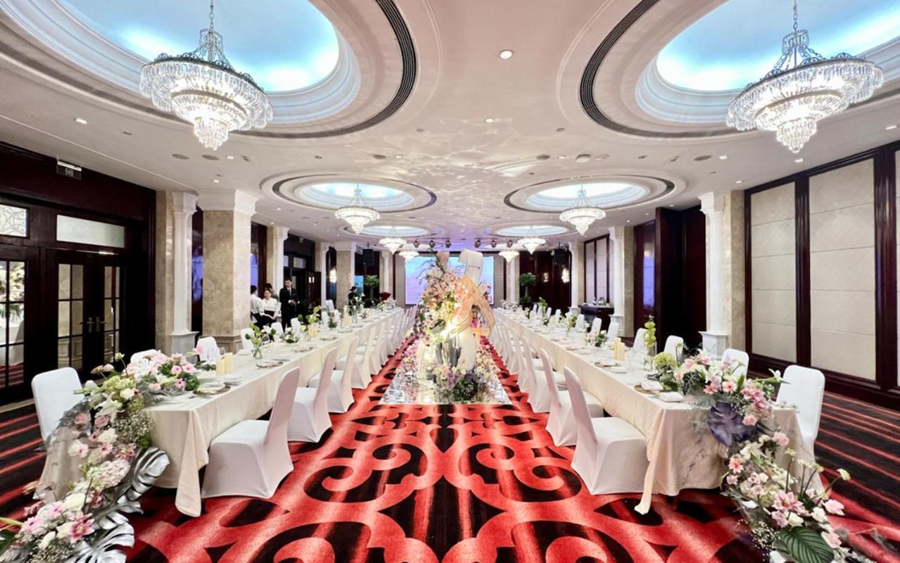 Royal Grace Hotel Optics Valley Wuhan Exterior photo